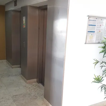 The Galley 아파트